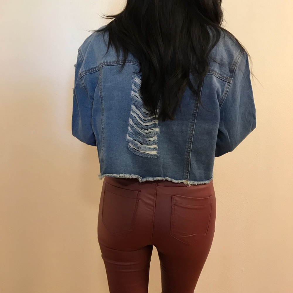 •LAST 1• Cropped Distressed Oversized Denim Jacket - Picture 6 of 8